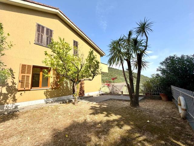 Appartamento in vendita a Diano Arentino, Liguria