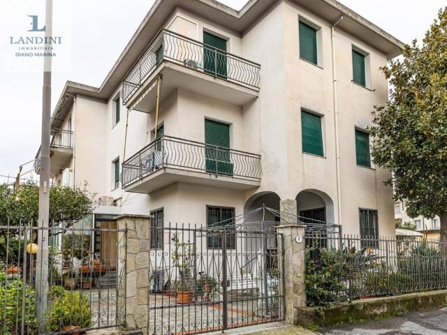 Appartamento in vendita a Diano Calderina, Diano Marina