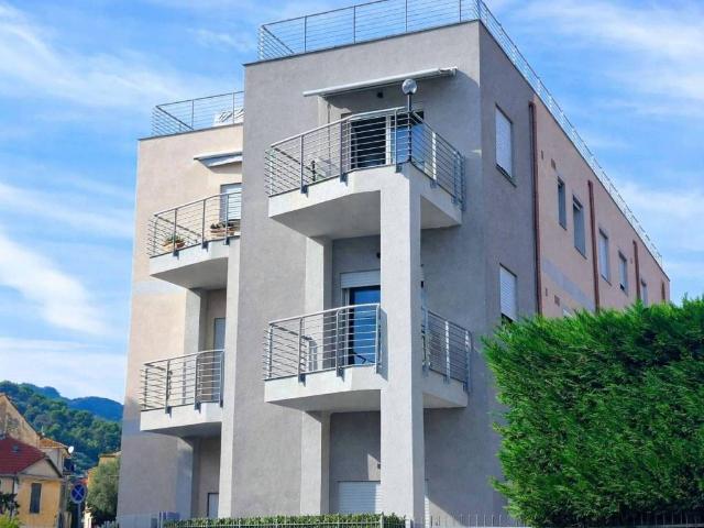 Appartamento in vendita a Diano Calderina, Diano Marina