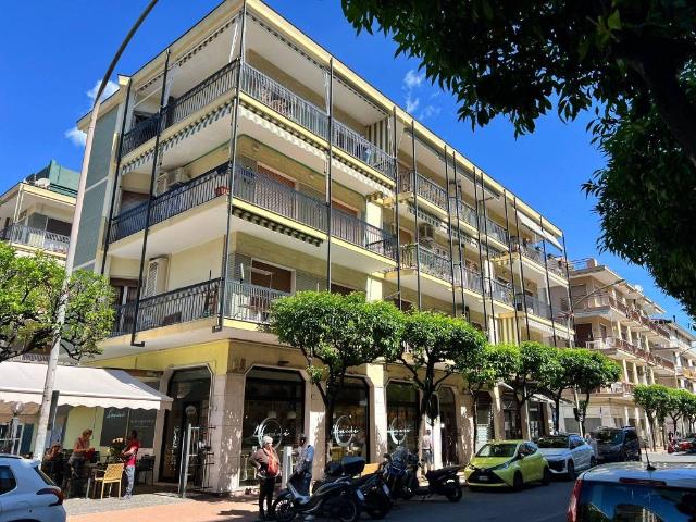 Appartamento in vendita a Diano Calderina, Diano Marina