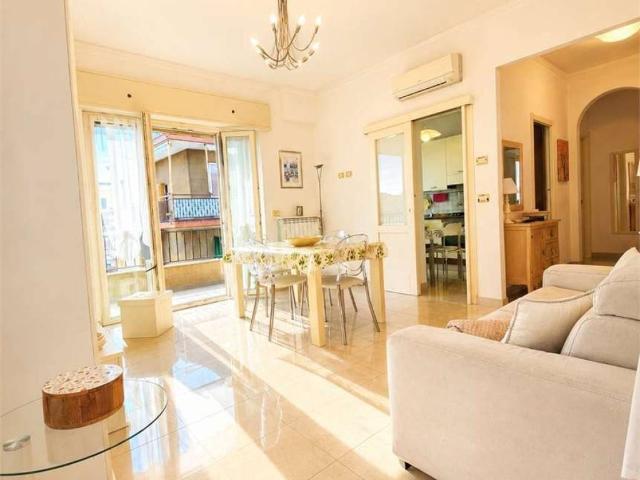 Appartamento in vendita a Diano Calderina, Diano Marina