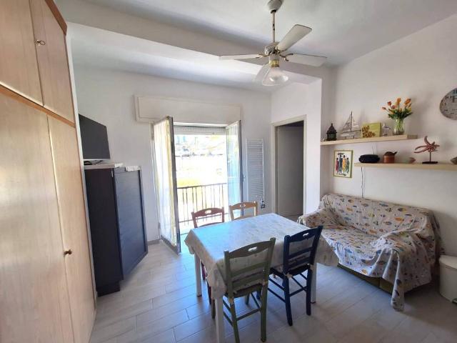 Appartamento in vendita a Diano Calderina, Diano Marina
