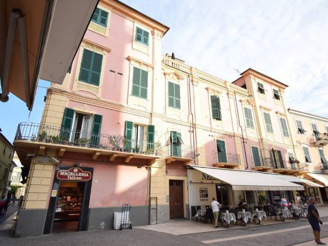 Appartamento in vendita a Diano Calderina, Diano Marina