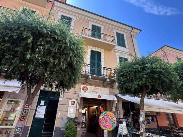 Appartamento in vendita a Diano Calderina, Diano Marina
