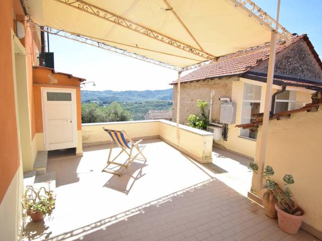Appartamento in vendita a Diano San Pietro, Liguria