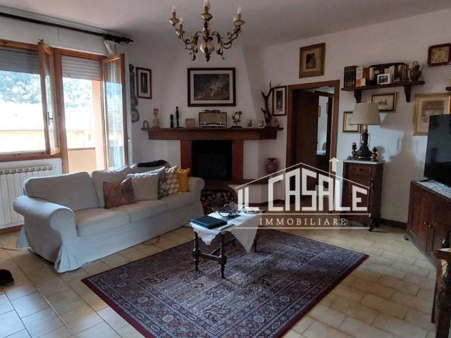 Appartamento in vendita a Dicomano, Toscana