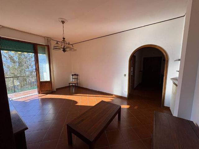 Appartamento in vendita a Dicomano, Toscana