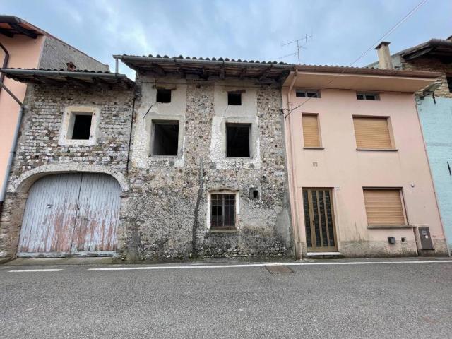 Appartamento in vendita a Dignano, Friuli-Venezia Giulia