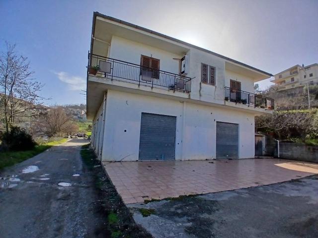 Appartamento in vendita a Calabria, Cosenza