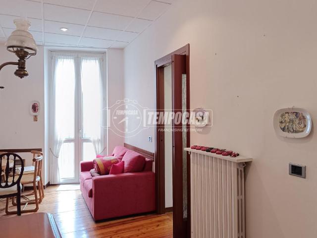 Appartamento in vendita a Dizzasco, Lombardia