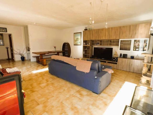 Appartamento in vendita a Dizzasco, Lombardia