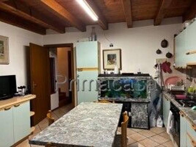 Appartamento in vendita a Dolcè, Verona