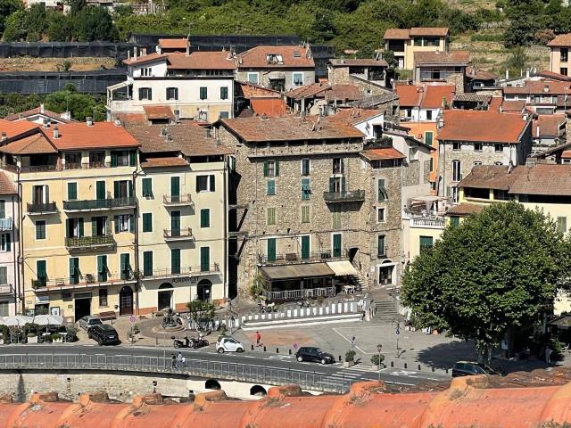 Appartamento in vendita a Dolceacqua, Liguria