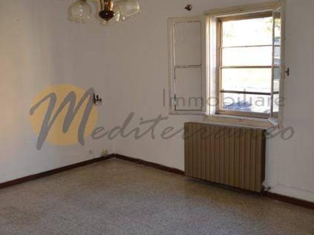 Appartamento in vendita a Dolceacqua, Liguria