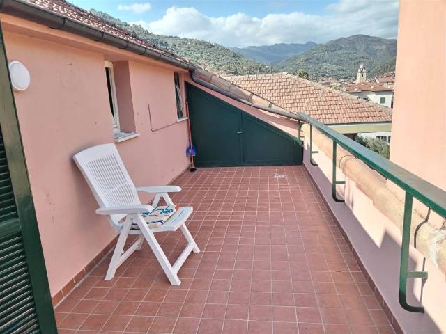 Appartamento in vendita a Dolceacqua, Liguria