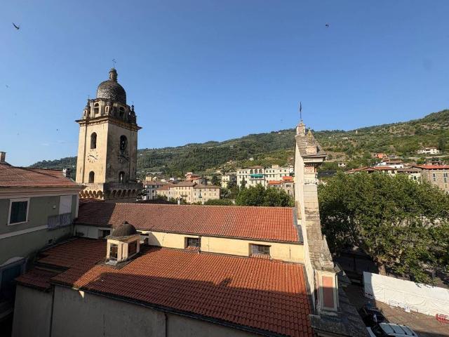 Appartamento in vendita a Dolceacqua, Liguria