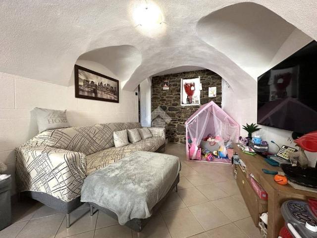 Appartamento in vendita a Dolceacqua, Provincia di Imperia