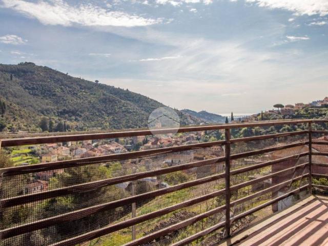 Appartamento in vendita a Dolcedo, Liguria