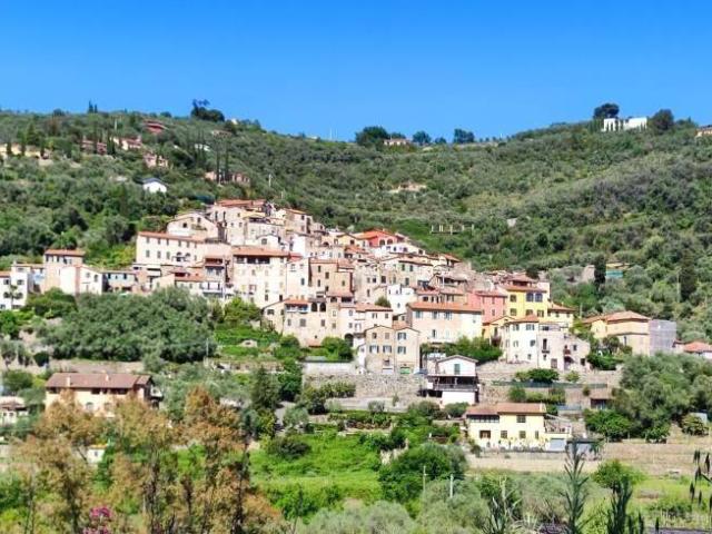 Appartamento in vendita a Isolalunga, Dolcedo