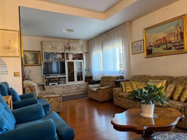 Appartamento in vendita a Dolo, Veneto