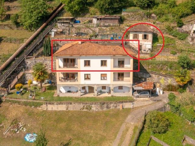 Appartamento in vendita a Dongo, Lombardia