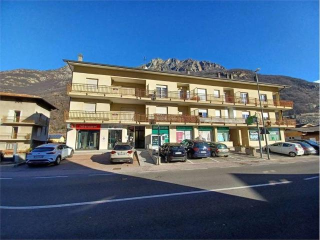 Appartamento in vendita a Donnas, Aosta