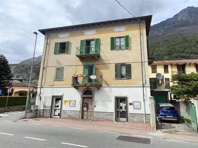 Appartamento in vendita a Donnas, Aosta