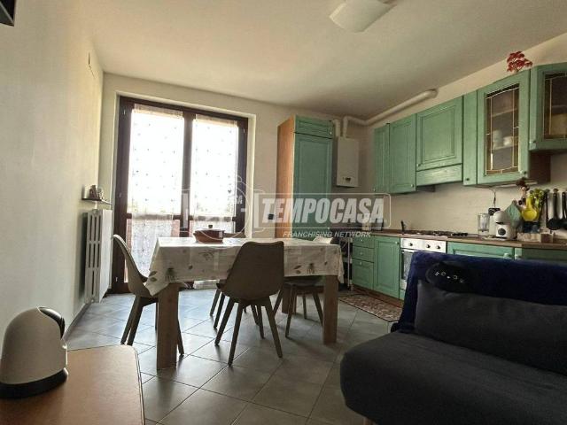 Appartamento in vendita a Dorno, Lombardia