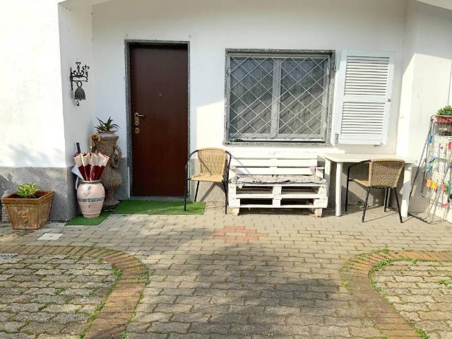 Appartamento in vendita a Dorno, Lombardia