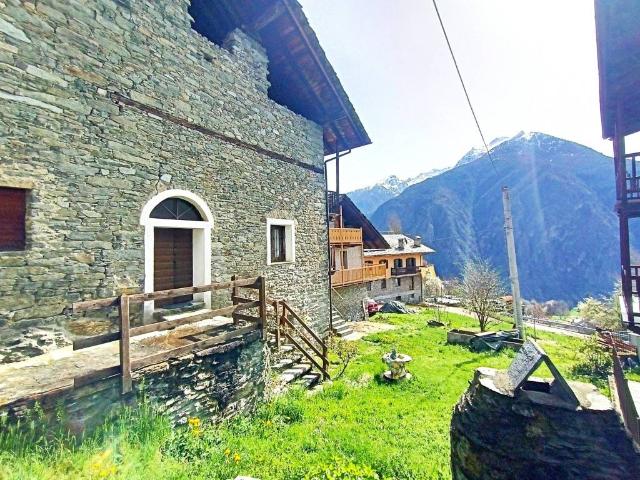 Appartamento in vendita a Doues, Aosta
