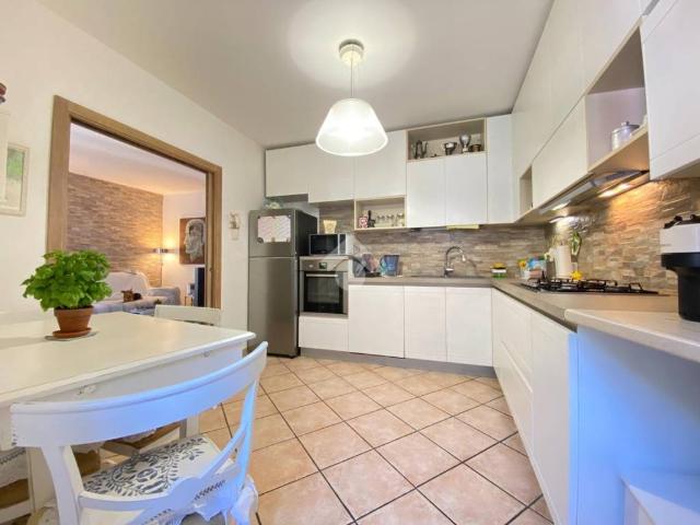 Appartamento in vendita a Comunità Alto Garda e Ledro, Dro