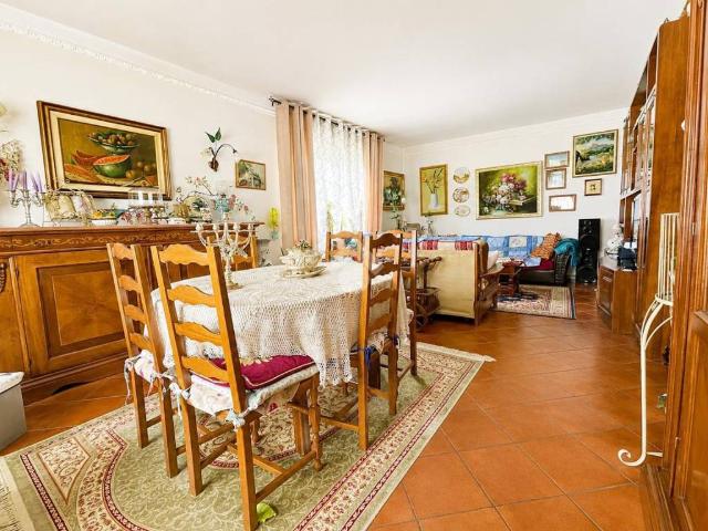 Appartamento in vendita a Dubino, Lombardia