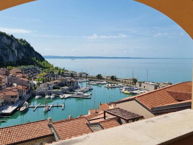 Appartamento in vendita a Borgo San Mauro / Naselje Svetega Mavra, Aurisina
