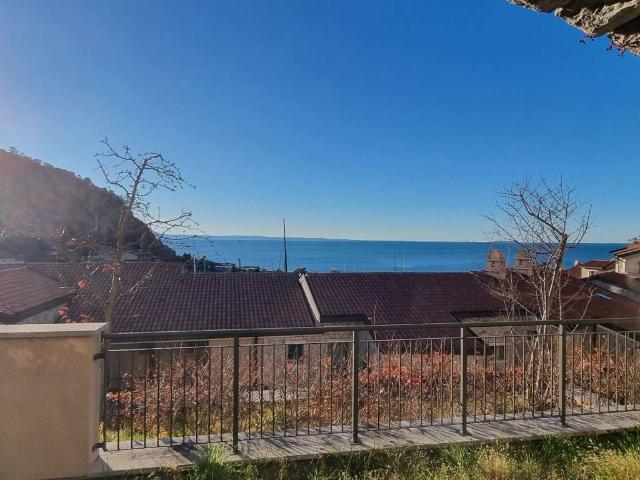 Appartamento in vendita a Borgo San Mauro / Naselje Svetega Mavra, Aurisina