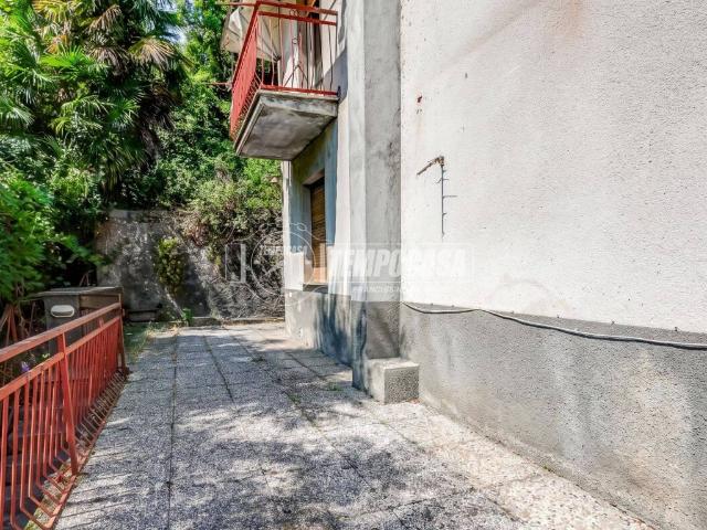 Villa Indipendente in vendita a Due Cossani, Dumenza