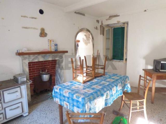 Appartamento in vendita a Comunità Montana Valli del Verbano, Dumenza