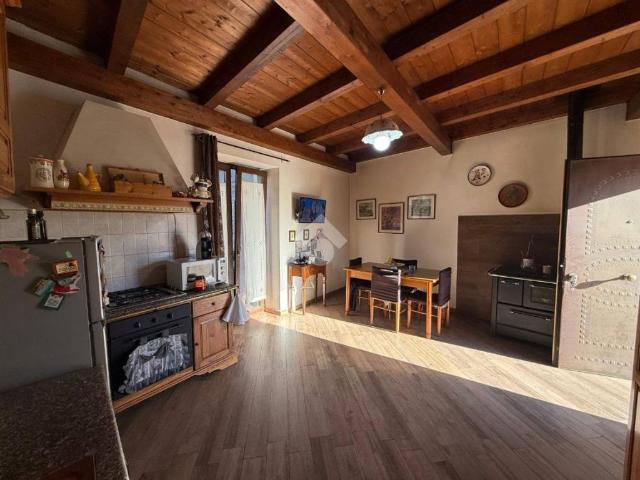 Appartamento in vendita a Durazzano, Campania