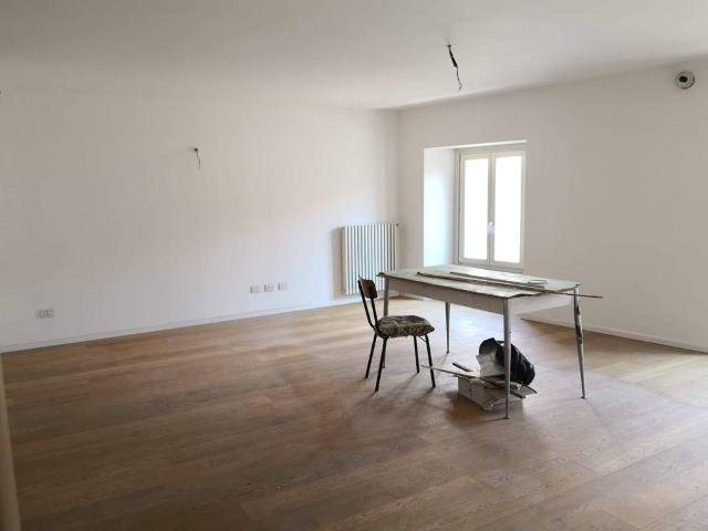 Appartamento in vendita a Comunità montana della valle Camonica, Edolo