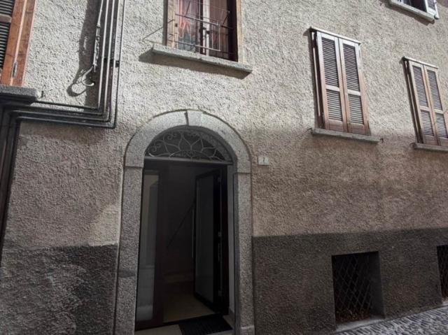 Appartamento in vendita a Comunità montana della valle Camonica, Edolo