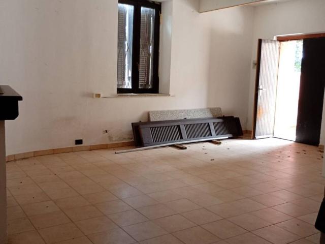Appartamento in vendita a Ello, Lombardia