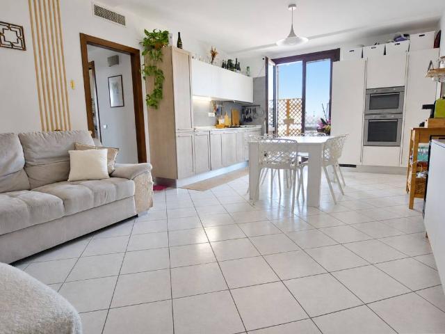 Appartamento in vendita a Elmas, Sardigna/Sardegna