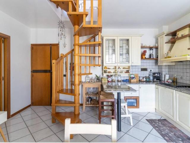 Appartamento in vendita a Empoli, Firenze