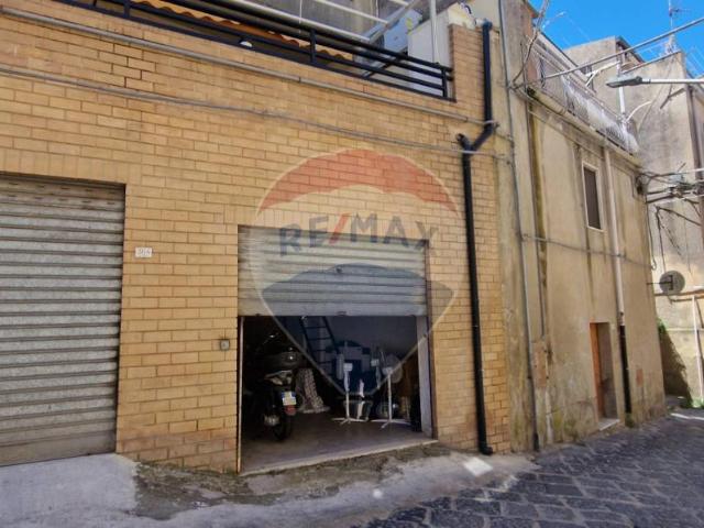 Appartamento in vendita a Fundrisi, Enna