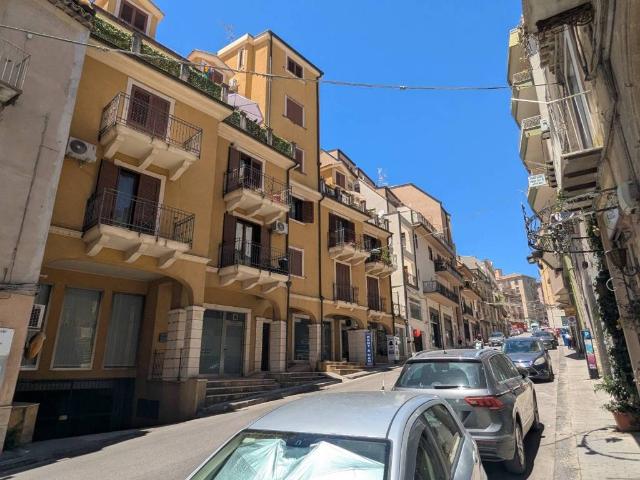 Appartamento in vendita a Fundrisi, Enna