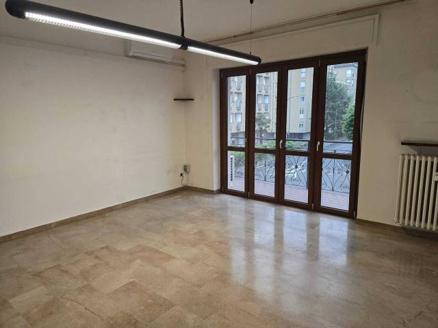 Appartamento in vendita a Carpesino, Erba