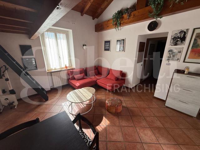 Appartamento in vendita a Cassina Mariaga, Erba