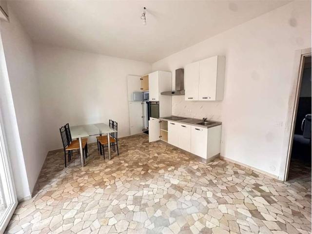Appartamento in vendita a Carpesino, Erba