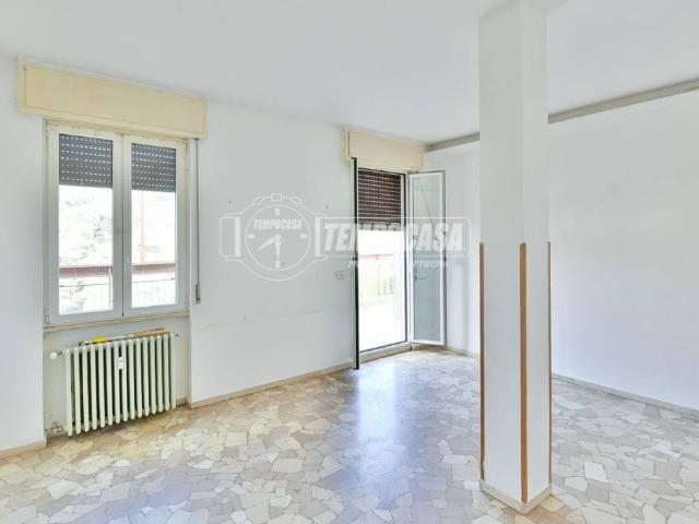 Appartamento in vendita a Carpesino, Erba