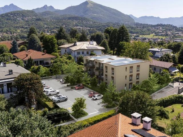 Appartamento in vendita a Crevenna, Erba