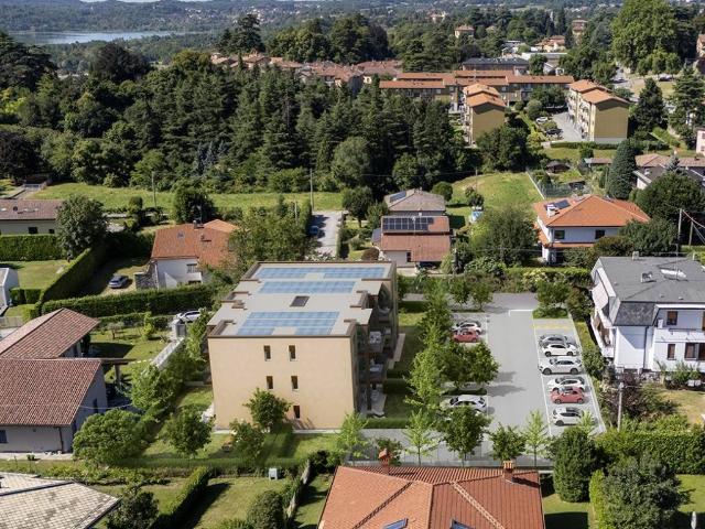 Appartamento in vendita a Crevenna, Erba